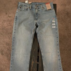 Men's Blue Stone Levi's Slim fit jeans, size 33x34, NWT.